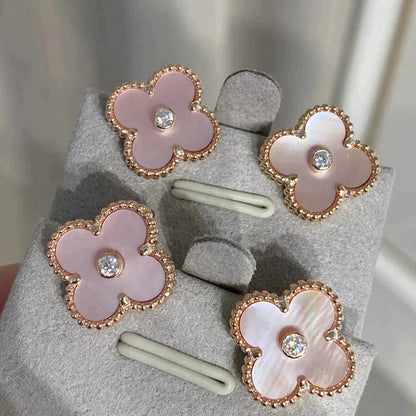 [Moco]CLOVER MEDIUM 1 MOTIFS  PINK MOP DIAMOND EARRINGS