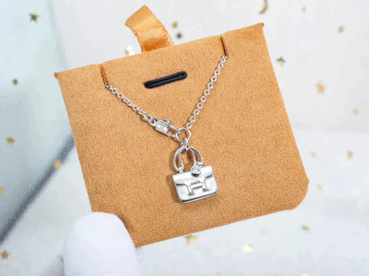 [Moco]AMULETTE PEDANT SILVER NECKLACE