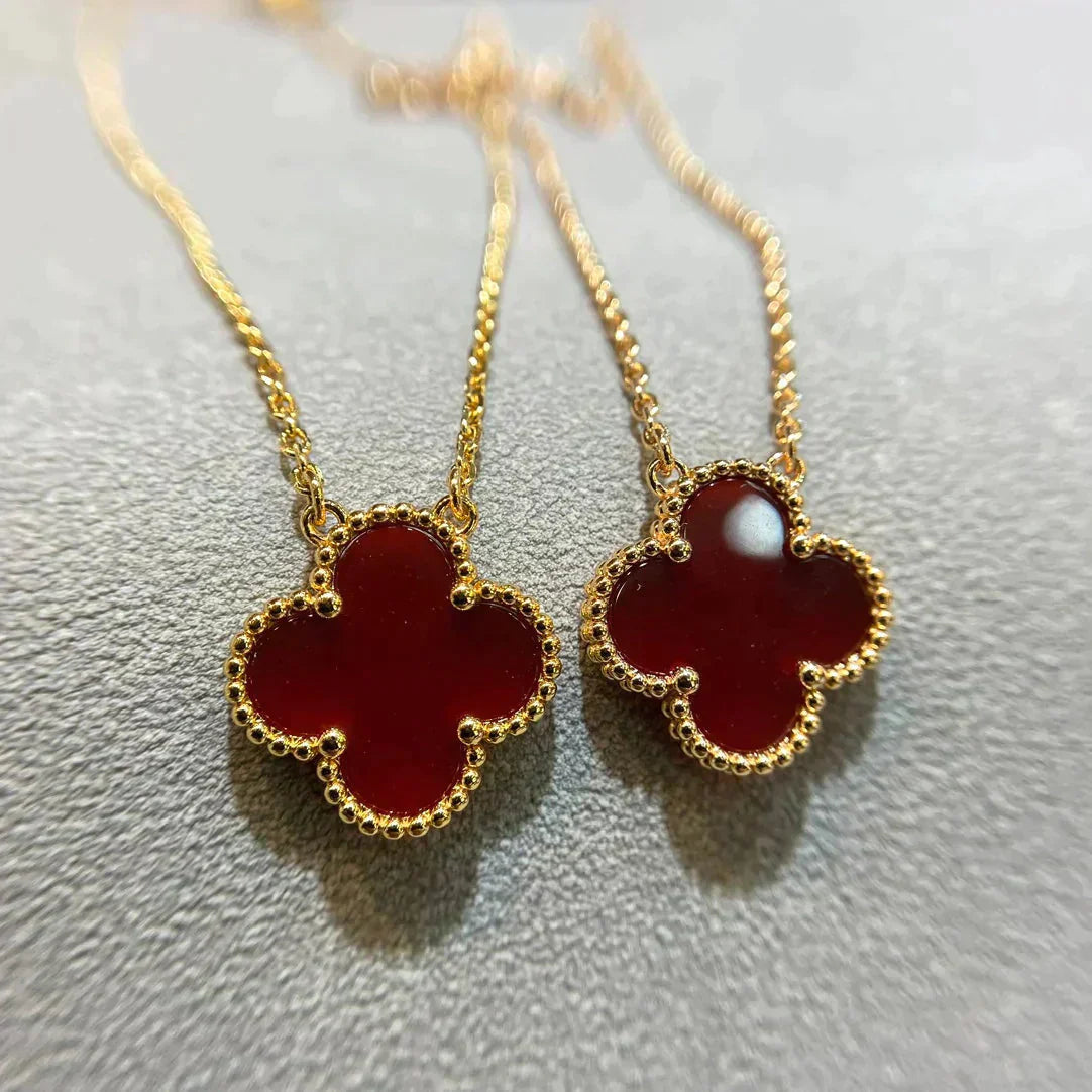 [Moco]CLOVER 15MM CARNELIAN SINGLE FLOWER NECKLACE