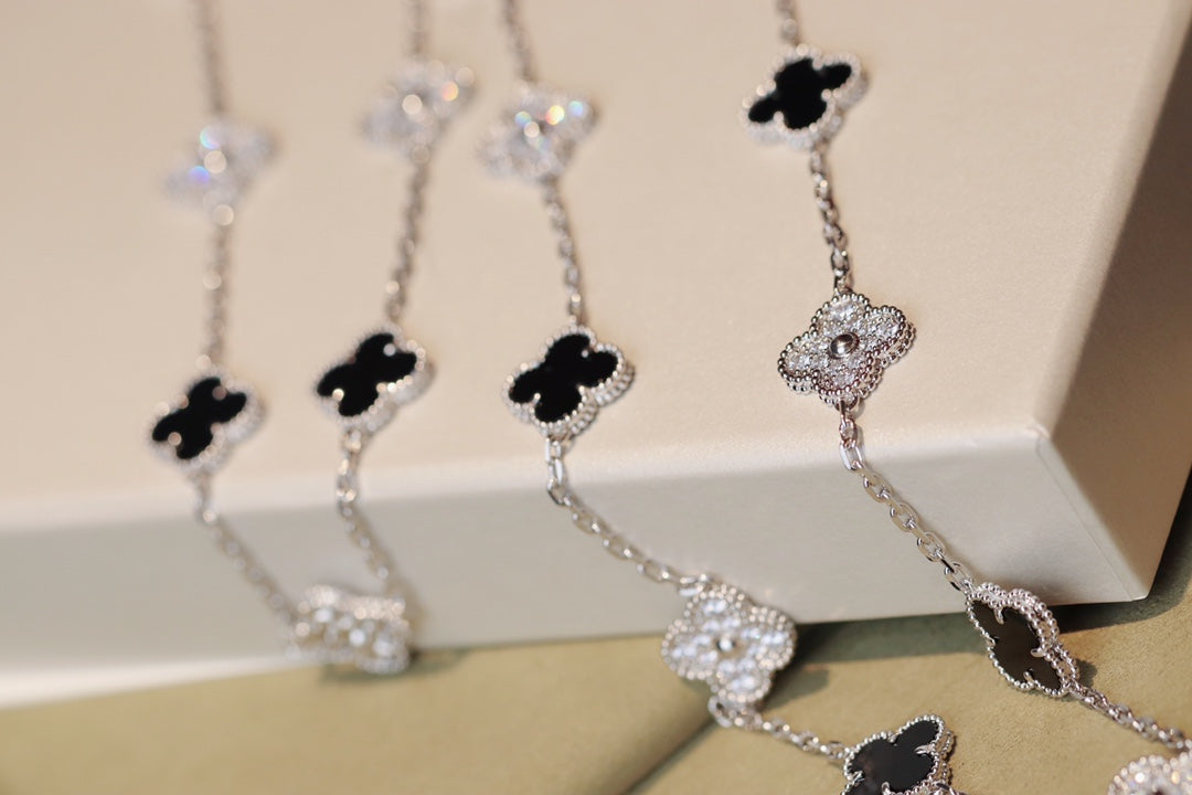 [Moco]CLOVER 20 MOTIFS ONYX DIAMOND SILVER