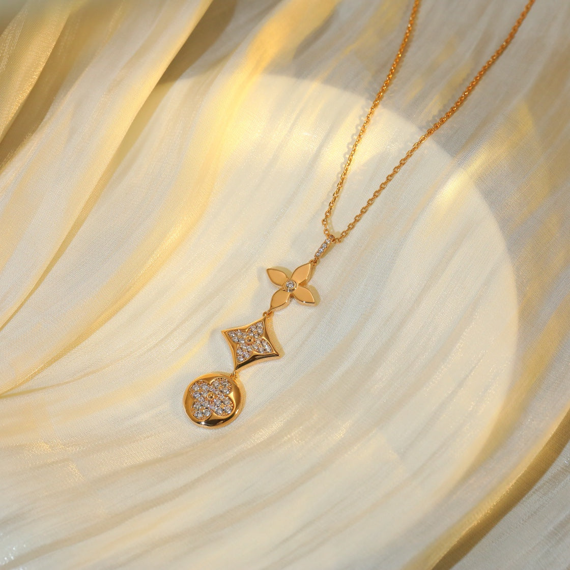 [Moco]STAR AND SUN DIAMOND PINK GOLD NECKLACE