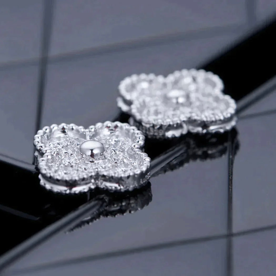 [Moco]CLOVER 1 MOTIFS DIAMOND STUD EARRINGS SILVER