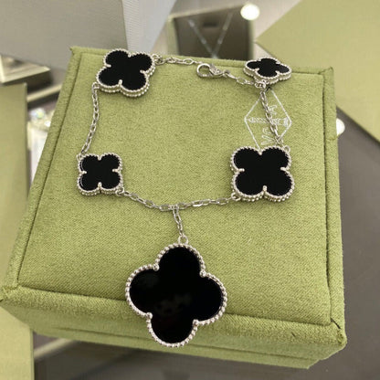 [Moco]CLOVER 5 MOTIFS SIVLER ONYX BRACELET