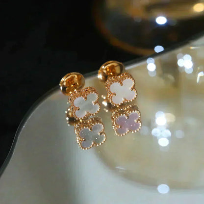 [Moco]CLOVER MINI 9.5MM WHITE MOP EARRINGS