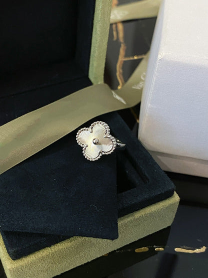 [Moco]CLOVER SILVER RING