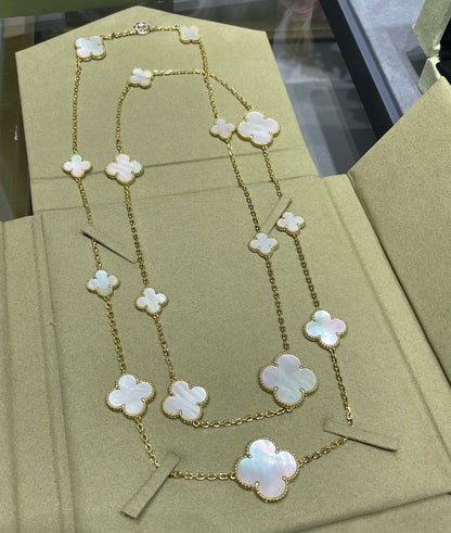 [Moco]CLOVER 16 MOTIF WHITE MOP GOLD NECKLACE