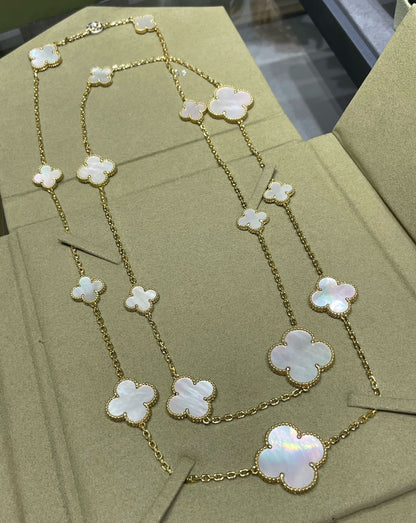 [Moco]CLOVER 16 MOTIF WHITE MOP GOLD NECKLACE