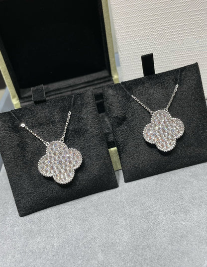 [Moco]CLOVER 25MM LARGE PENDANT DIAMOND PAVED SILVER NECKLACE