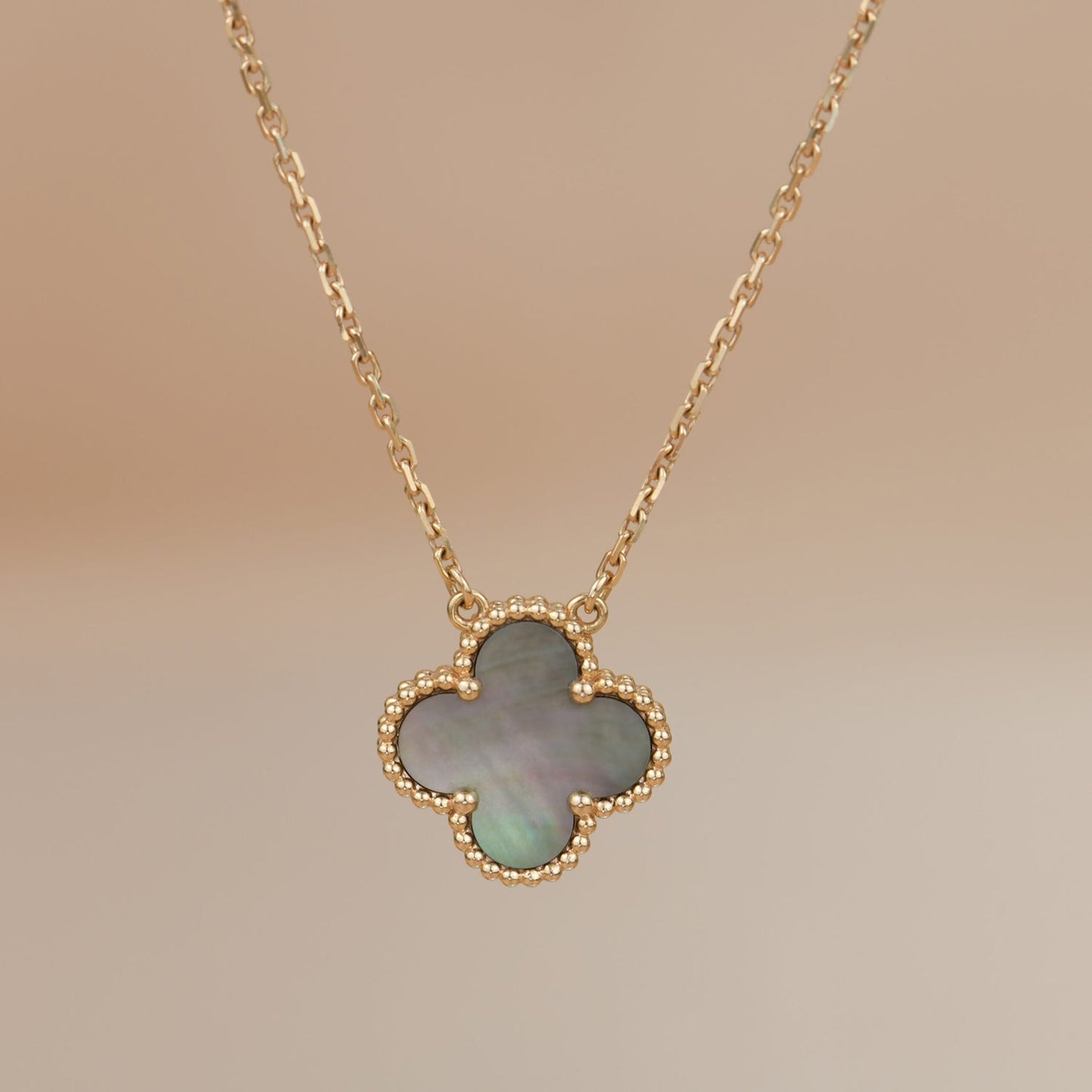 [Moco]CLOVER 15MM  GRAY MOTHER OF PEARL NECKLACE