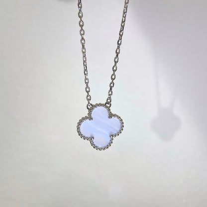 [Moco]CLOVER 15MM BLUE CHALCEDONY NECKLACE SILVER