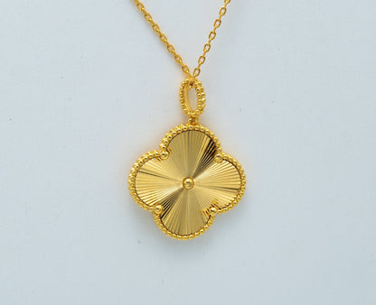 [Moco]CLOVER 25MM PEDANT NECKLACE GOLD