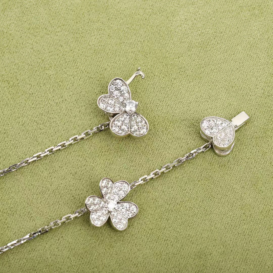 [Moco]FRIVOLE SILVER 9 FLOWERS NECKLACE