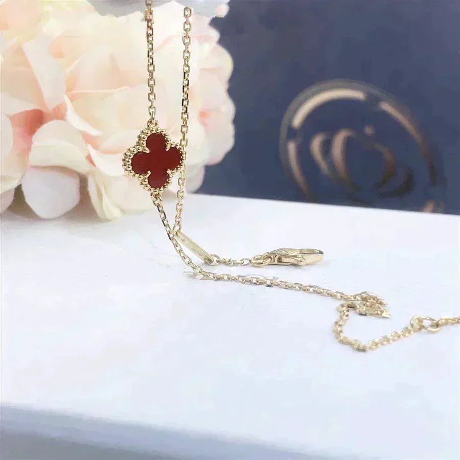 [Moco]CLOVER  CARNELIAN SINGLE FLOWER BRACELET